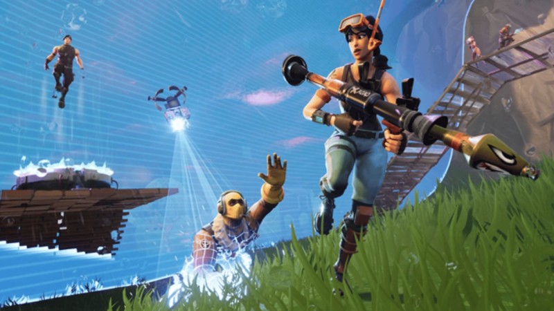 Fortnite game image shows a greenfield battle royale arena